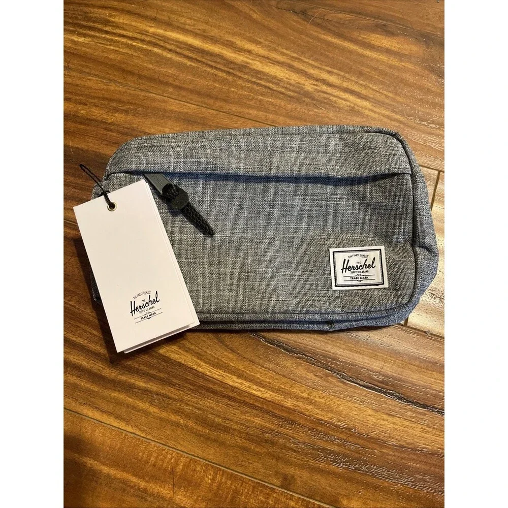 Authentic HERSCHEL supply Co. Chapter Travel Kit Carry-On Grey TD 10039–00919-OS